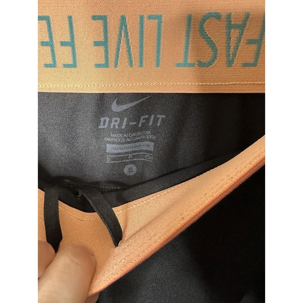 Nike Leggings Women's Small Dri-Fit Logo Athletic Running Skinny Cropped‎